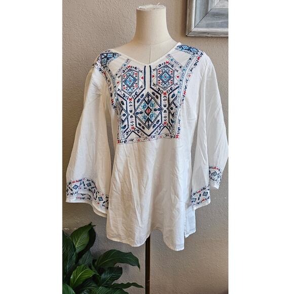 Chico's Women's Boho Floral Embroidered Pullover Top Size 1 Medium White Blue - Picture 2 of 8